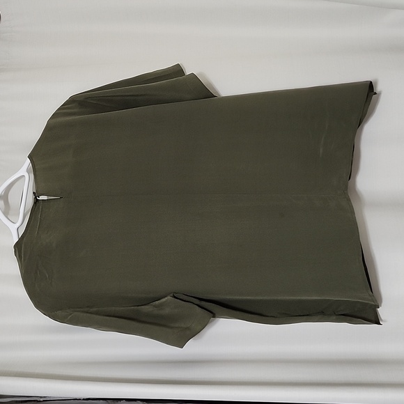 Zacks top - Picture 8 of 8